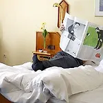 Kurfuerstendamm Am Adenauerplatz Hotel 3*
