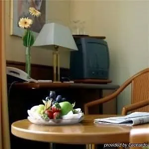 Kurfuerstendamm Am Adenauerplatz Hotell Berlin